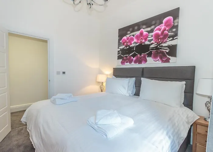 3 Bed - The Regency Suite By Pureserviced
