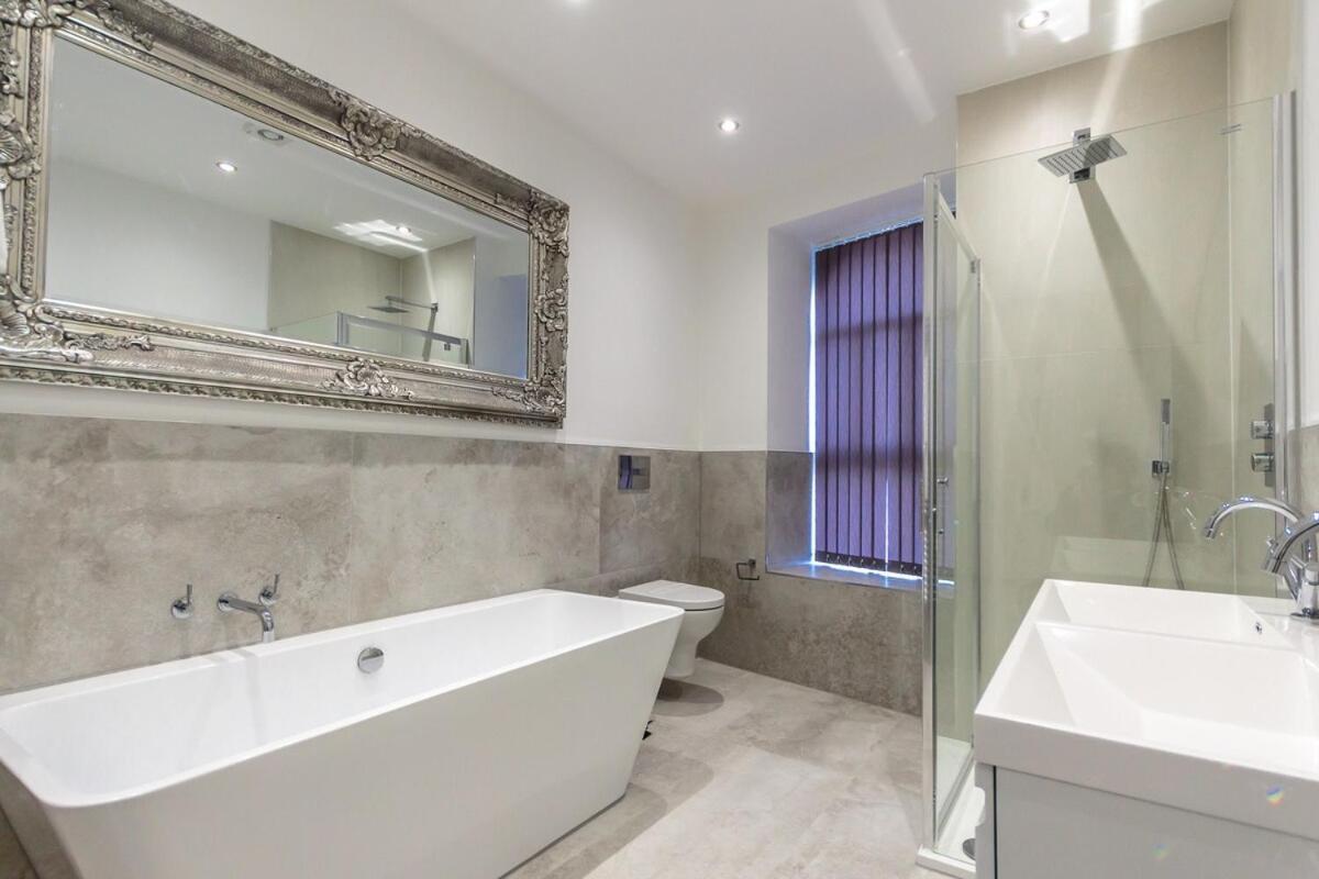 3 Bed - The Regency By Pureserviced Vakantiehuis Plymouth